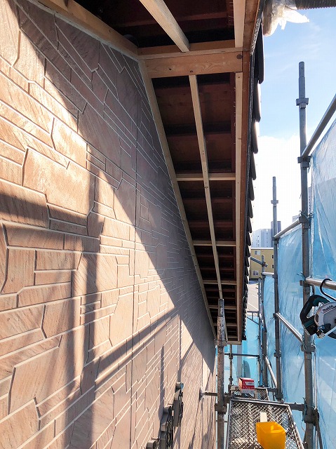 傷んだ軒天を張替え|外まわりの不安を解消しました