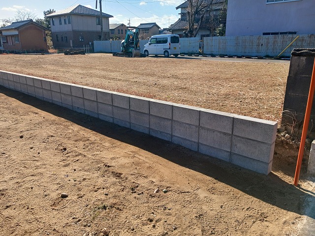 境界ブロック設置工事｜隣地との境界をはっきりさせて安心に