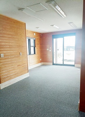 5月入居に向けた、最終仕上げ。