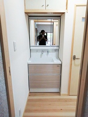 洗面台リフォーム｜限られたスペースでも使いやすく（津市）