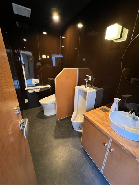 津市　トイレ改修工事 施工After写真