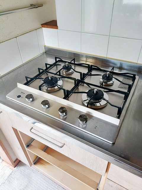ガスコンロ改修工事|使い勝手と安全性を改善しました