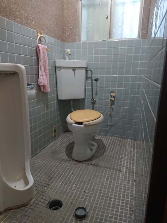 津市　トイレリフォーム工事 施工Before写真